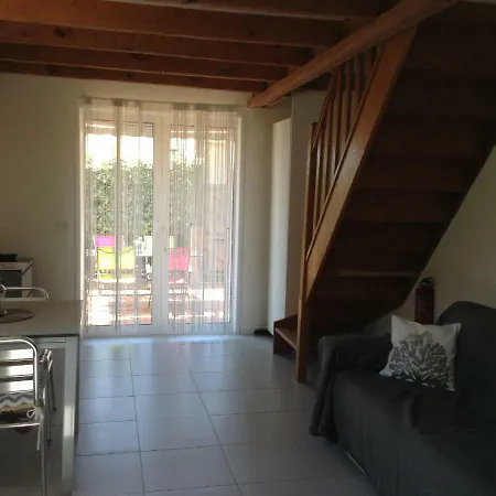 Les Mas De La Plage Apartment